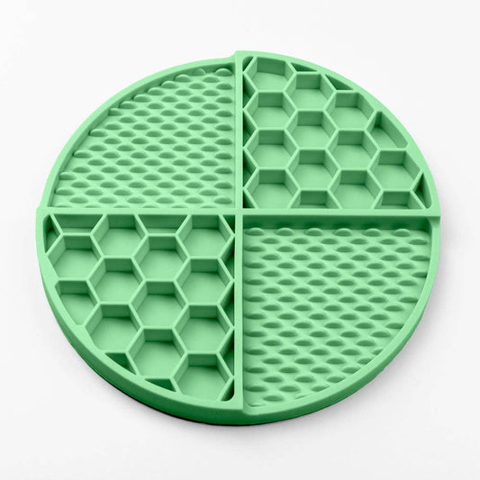 Round Licking Mat - Five Colours