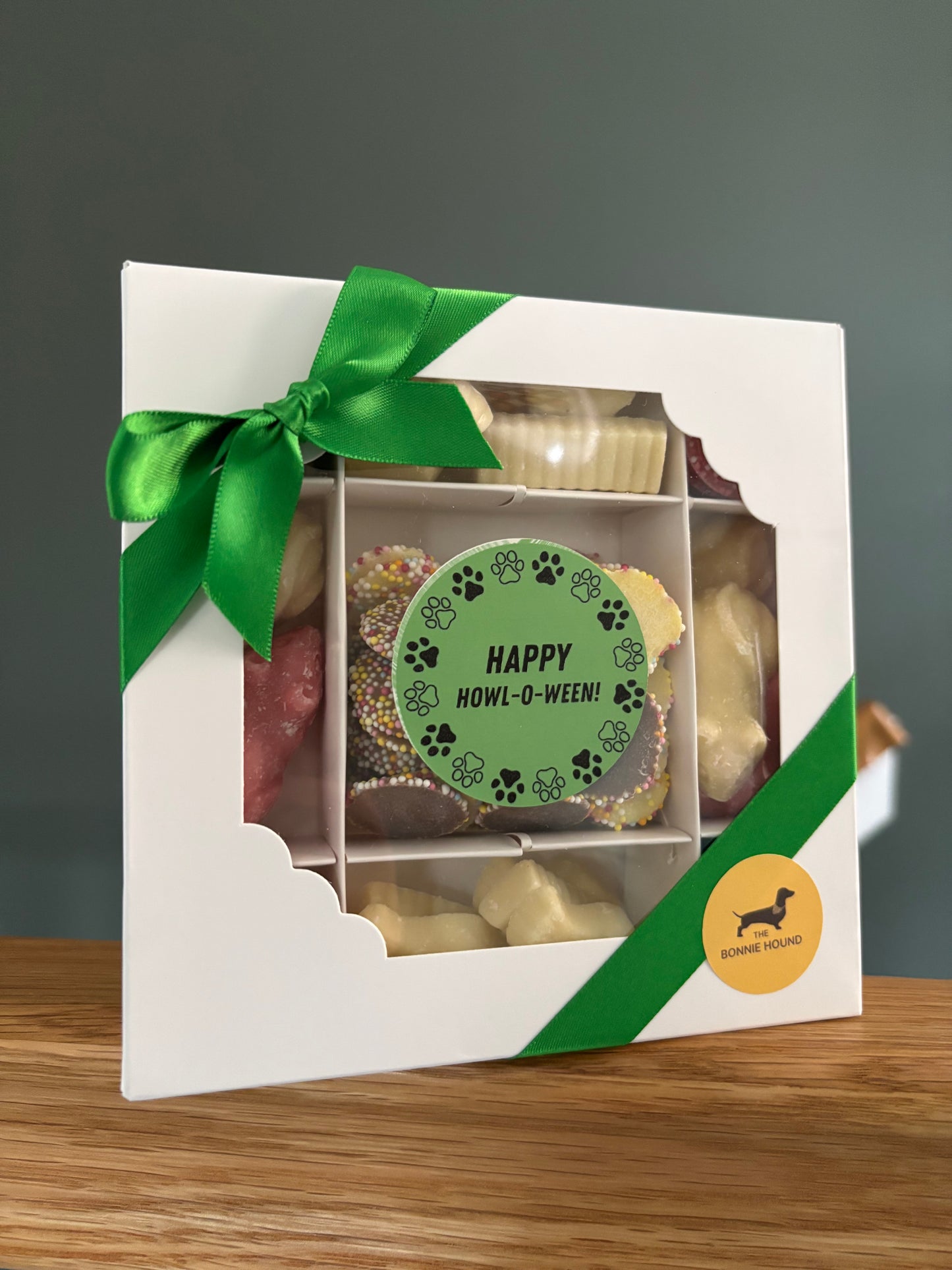 Halloween Dog Treat Box (Happy Howl-o-ween!)