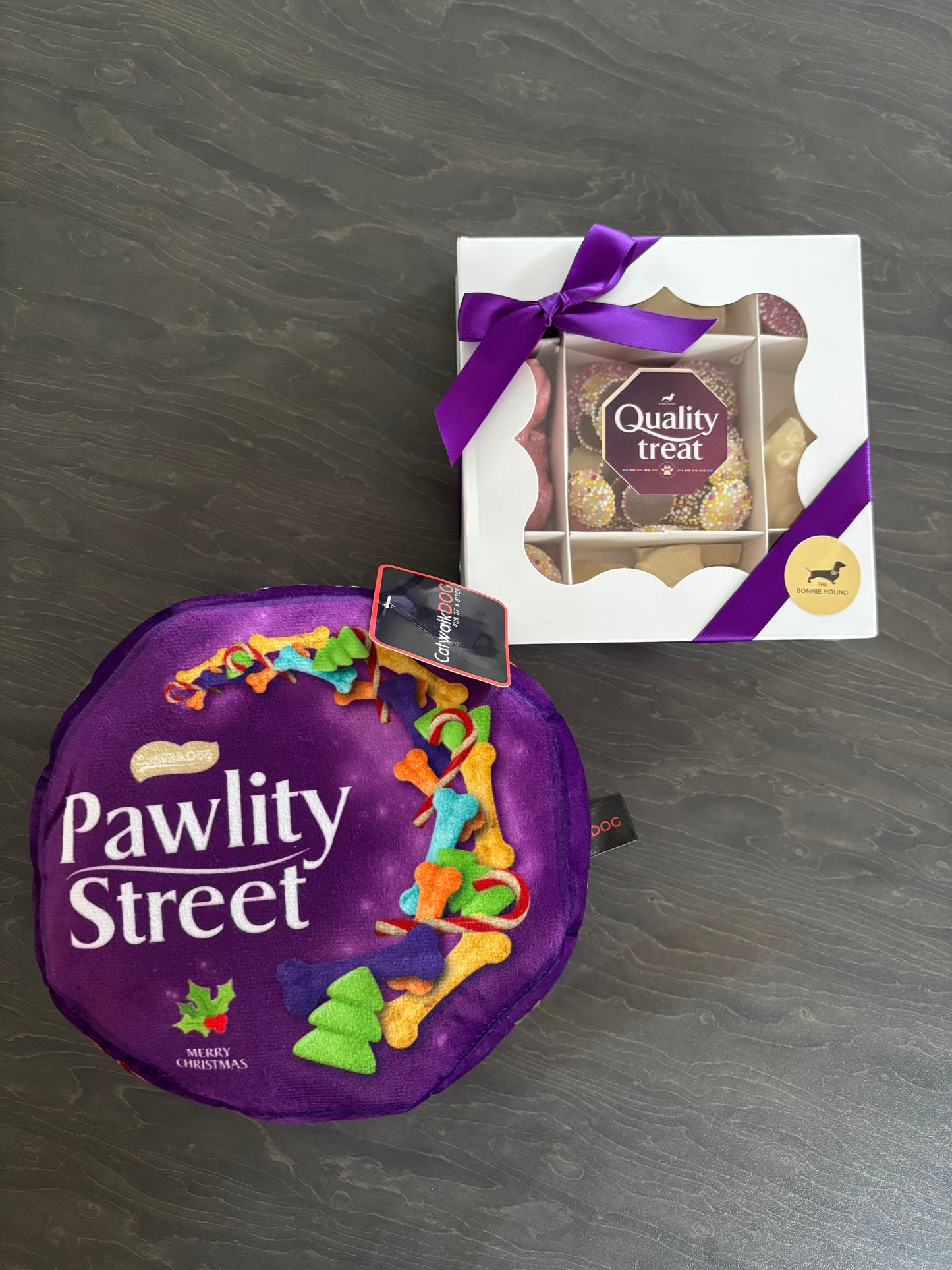 CatwalkDog Pawlity Street Tin Toy