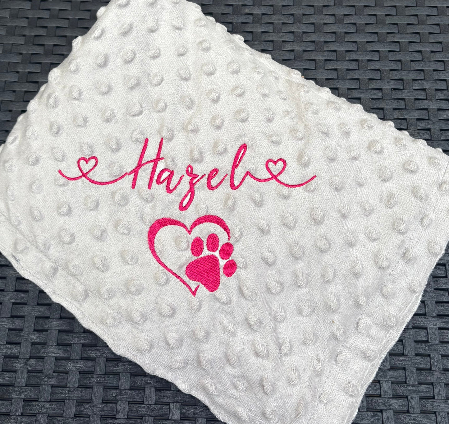 Embroidered Personalised Pet Blankets | Personalised Pet Gifts