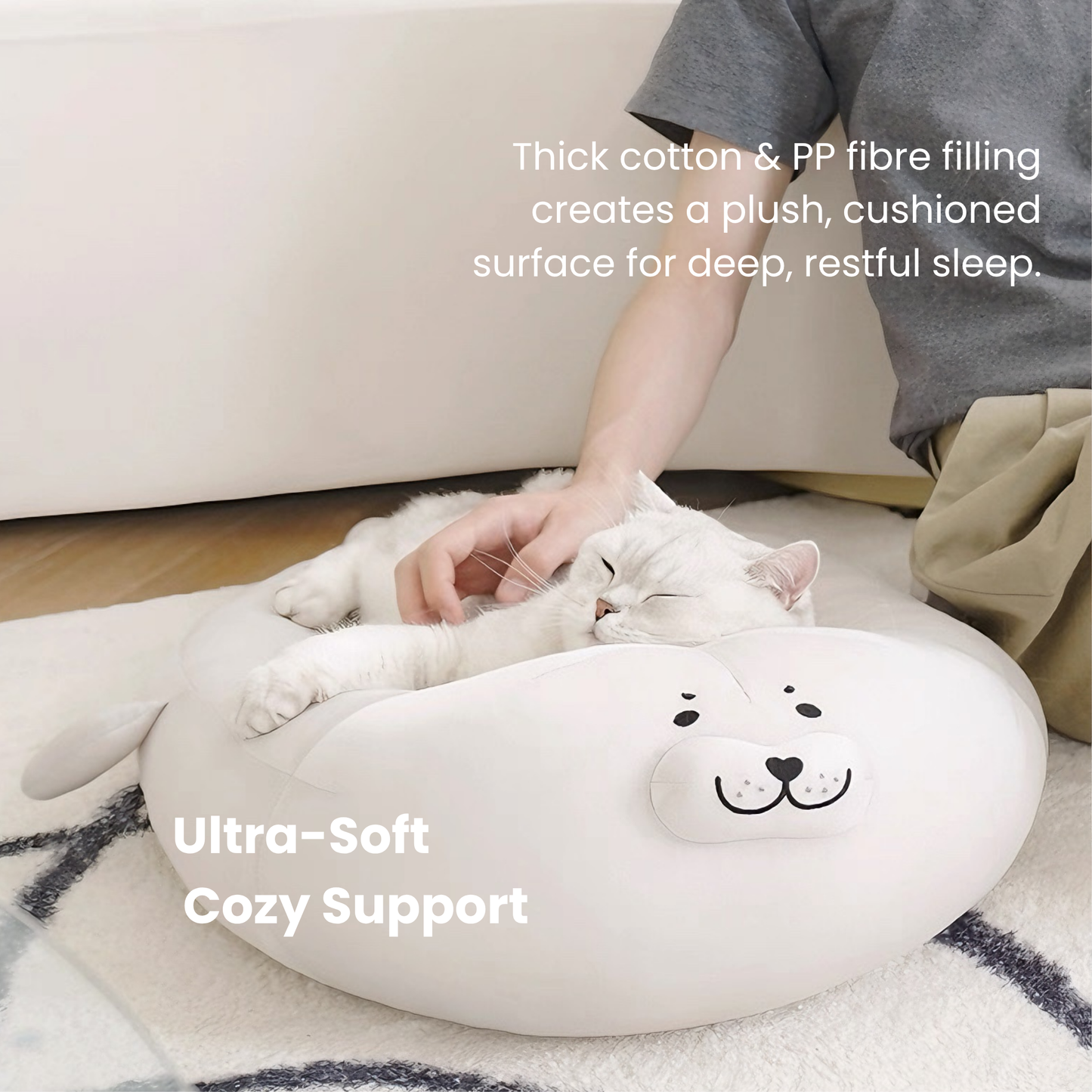 ZEZE cat bed (seal shape)