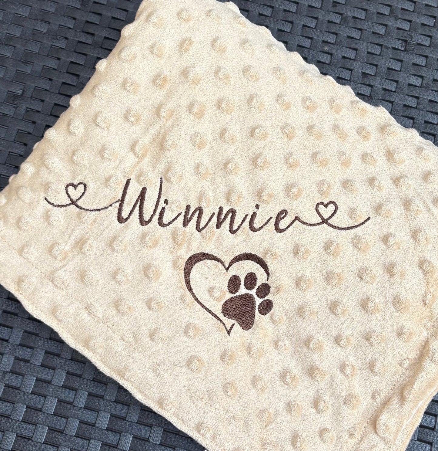 Embroidered Personalised Pet Blankets | Personalised Pet Gifts