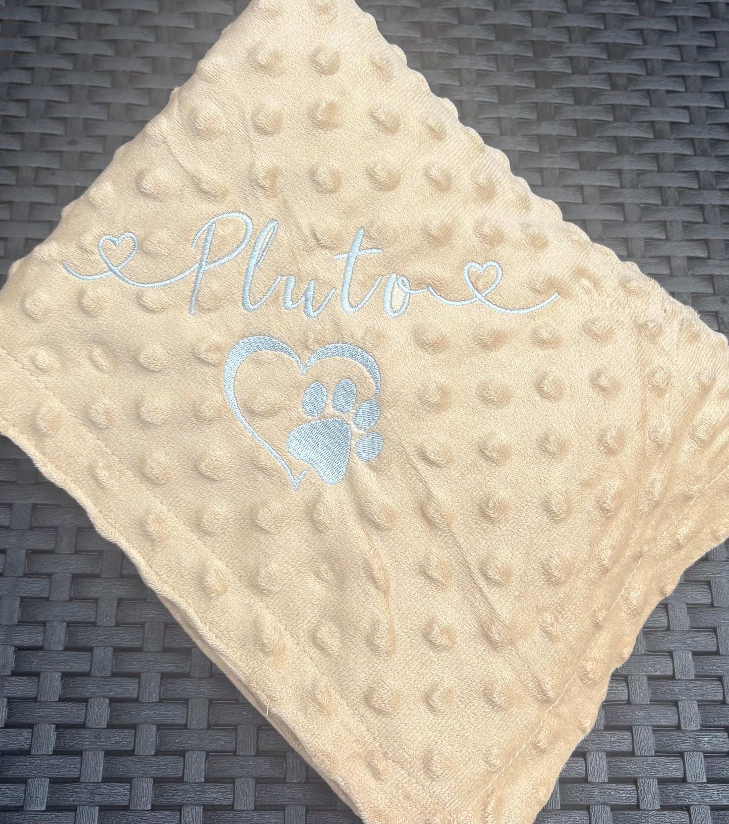 Embroidered Personalised Pet Blankets | Personalised Pet Gifts