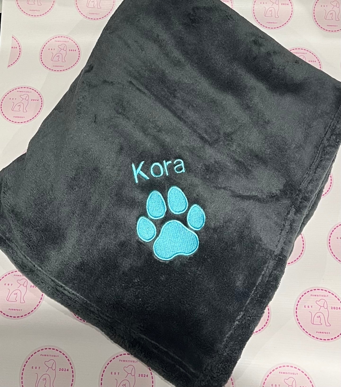 Embroidered Personalised Pet Blankets | Personalised Pet Gifts